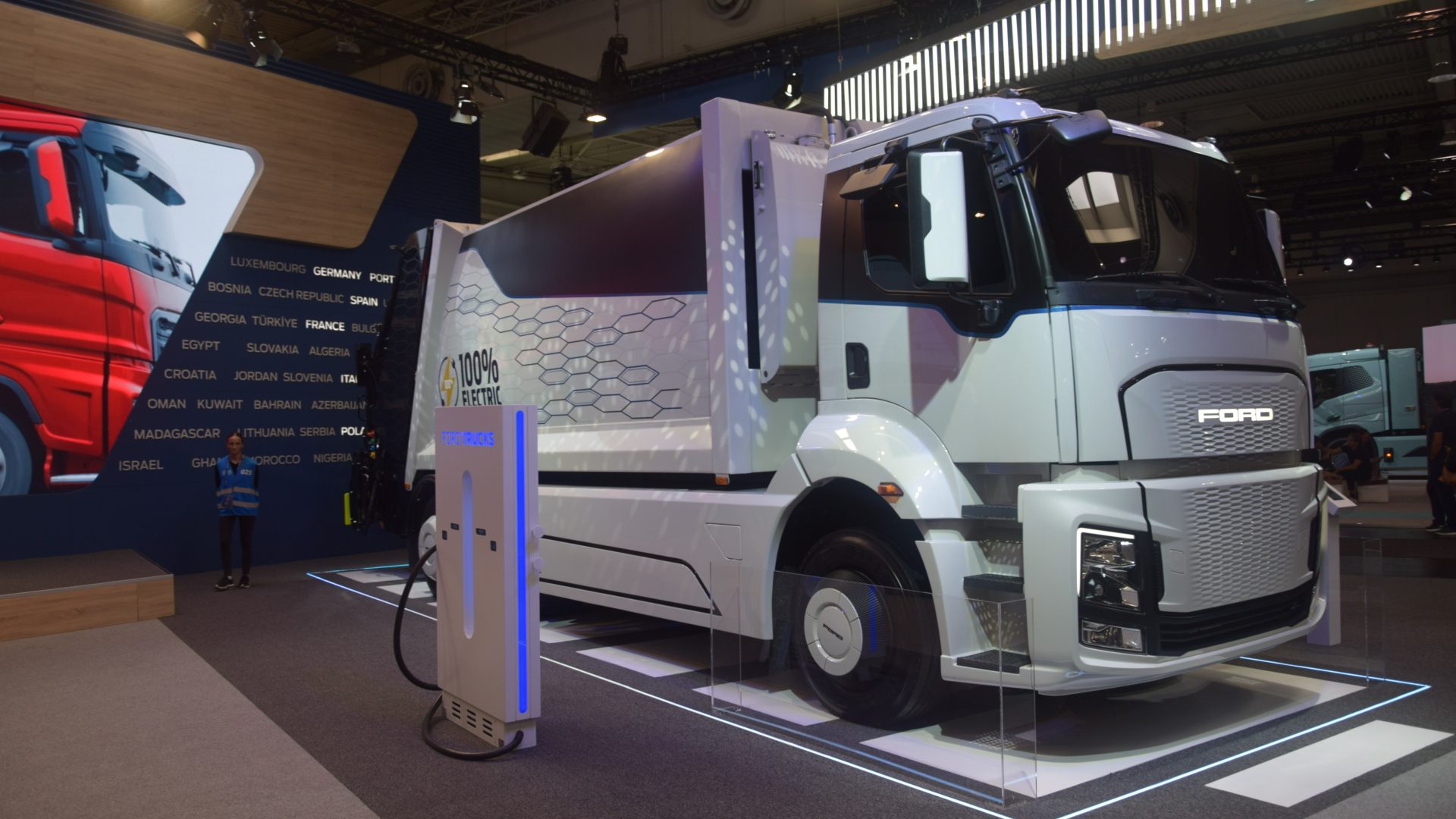 2024 DAF XF H2 Fuell Cell Tractor Truck IAA Transportation 2022 Hannover Messe
