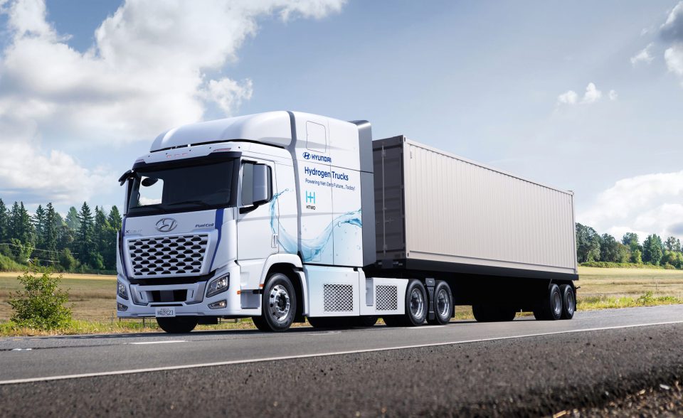 ACT Expo, Hyundai introduces U.S. version of its XCIENT hydrogen truck