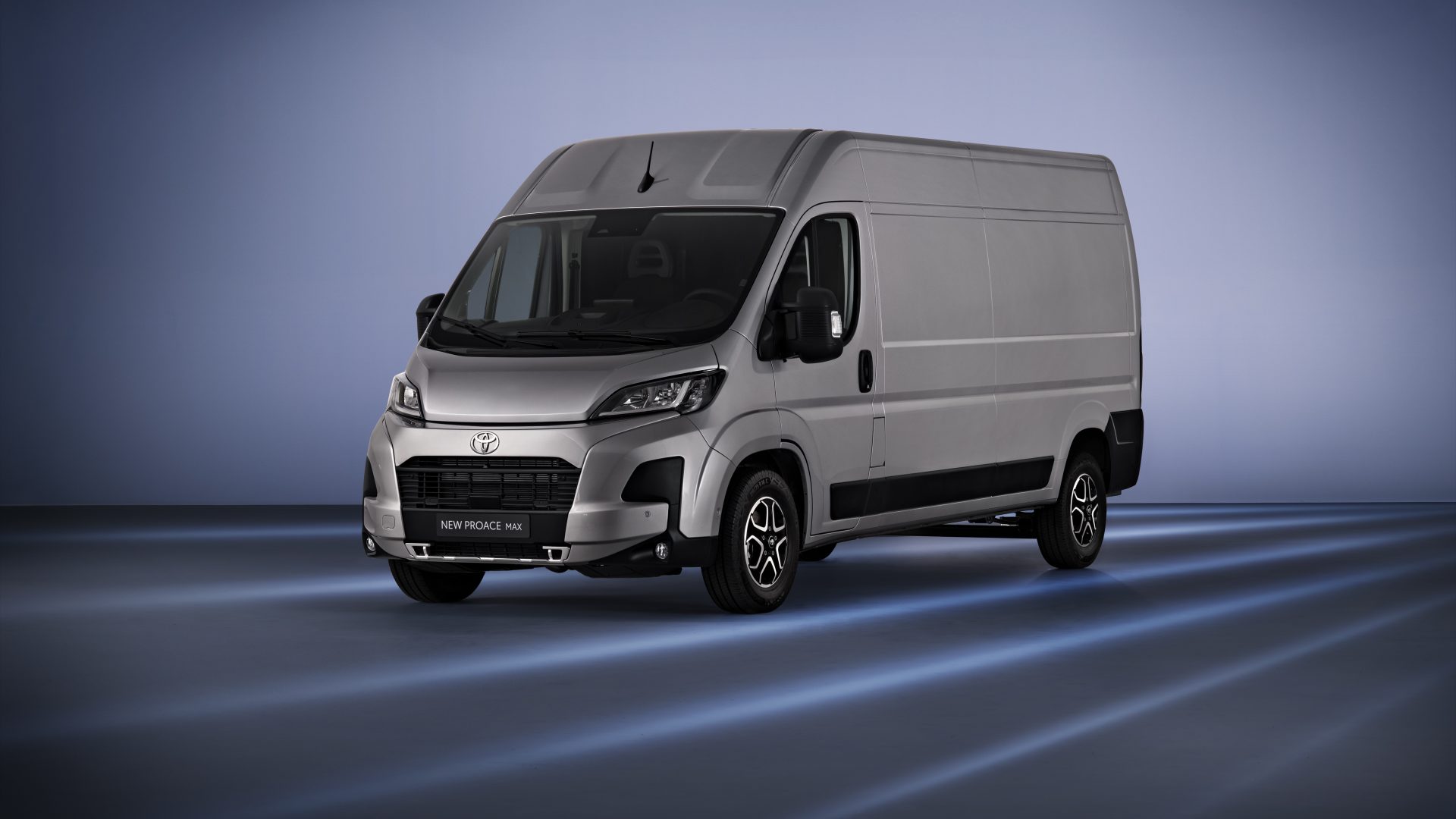 With the new PROACE MAX (also electric) Toyota enters the large-sized ...