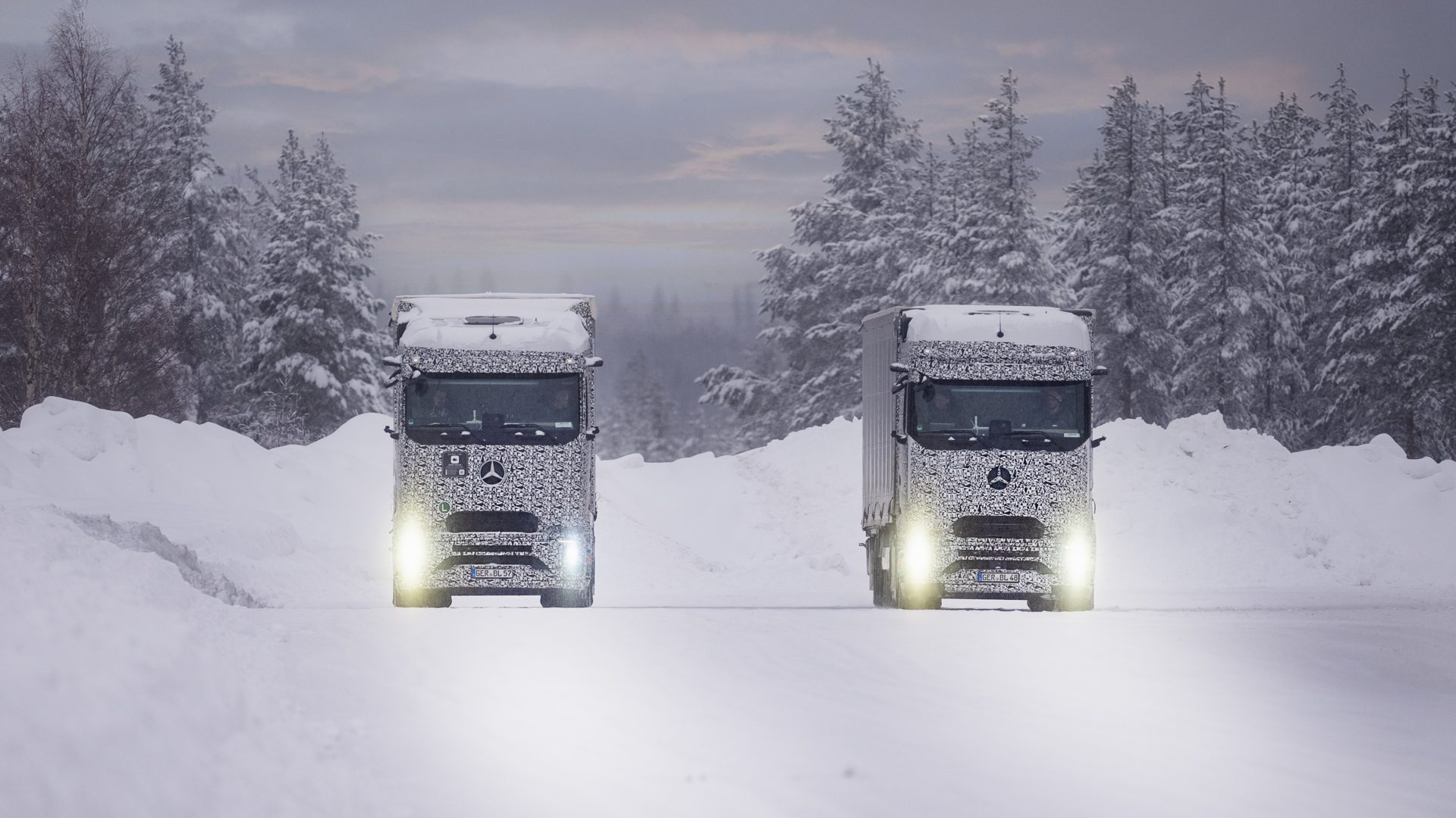 Mercedes-Benz Trucks schließt in Finnland letzte Wintererprobung des eActros 600 vor Serienstart erfolgreich abMercedes-Benz Trucks successfully completes final winter trials in Finland of the eActros 600 prior to start of series production