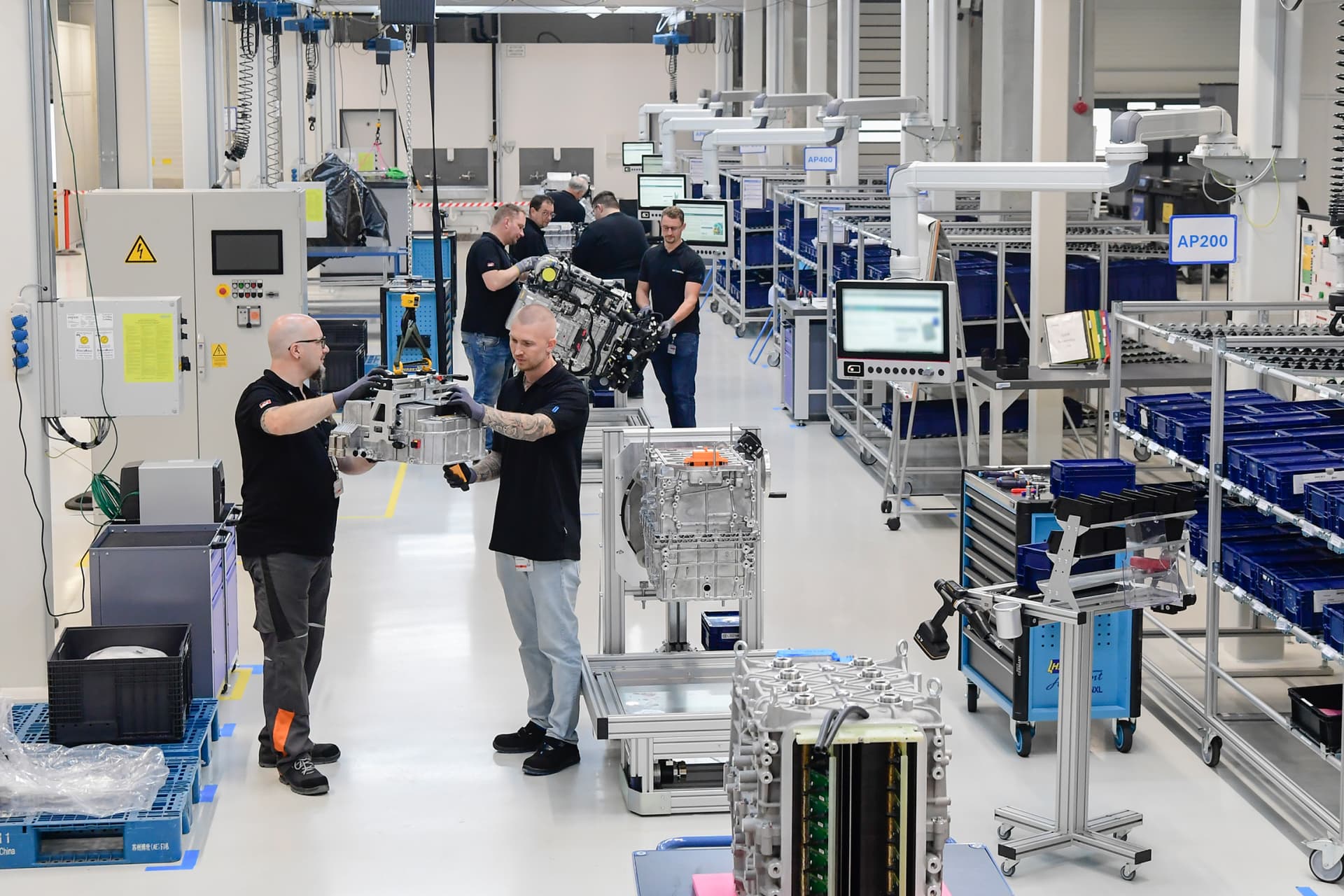 Fuel cell systems, cellcentric to begin pilot production at the