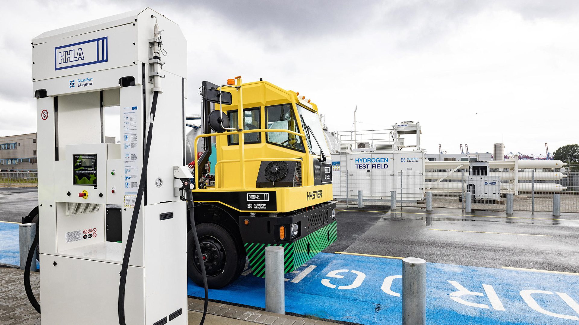 Hydrogen refueling station being tested at the Port of Hamburg