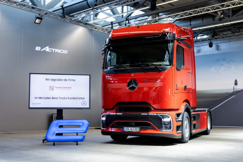 Haulage company Nanno Janssen to go all-in on electric mobility