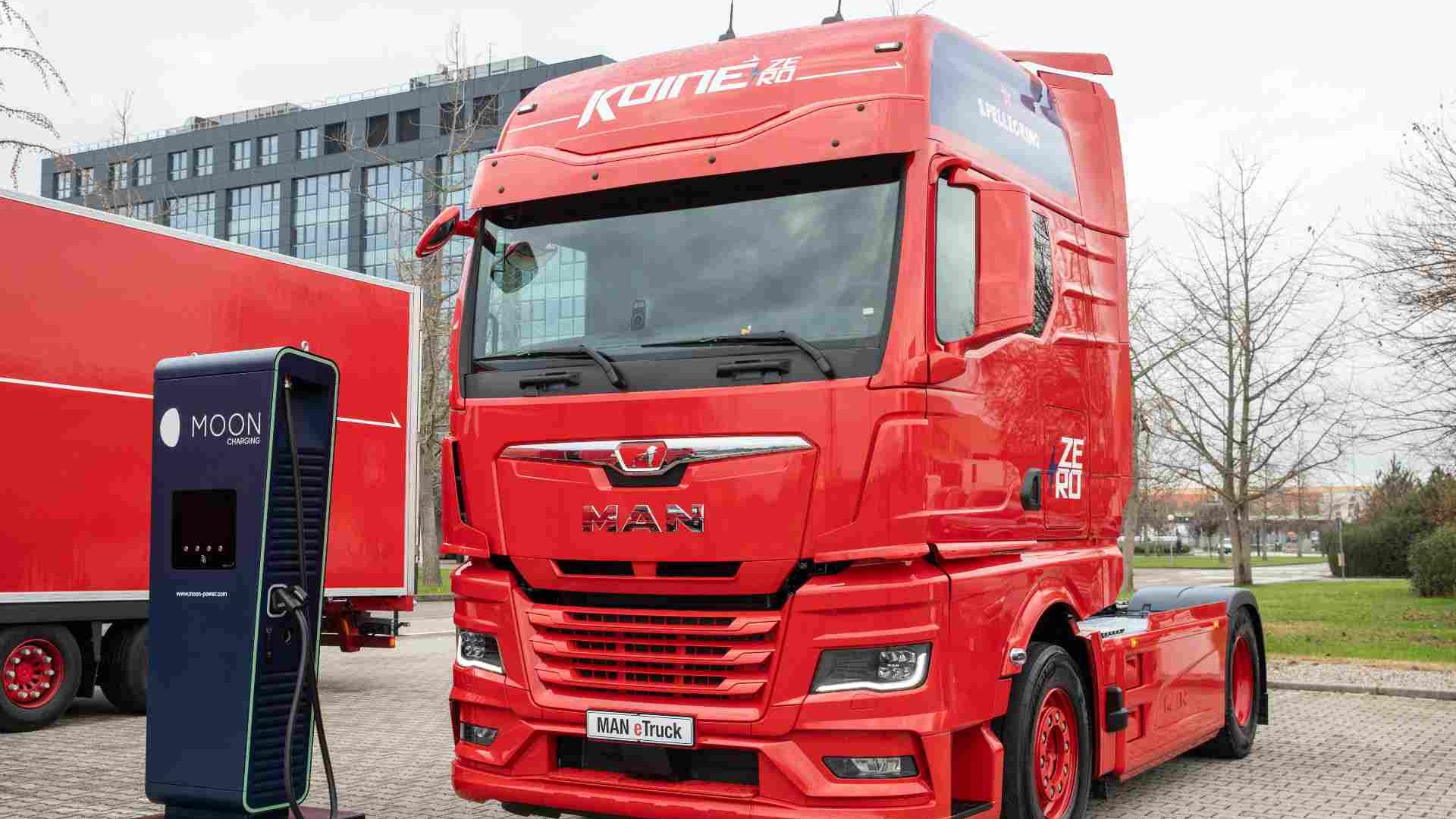 MAN delopys two more eTGX electric trucks in Italy
