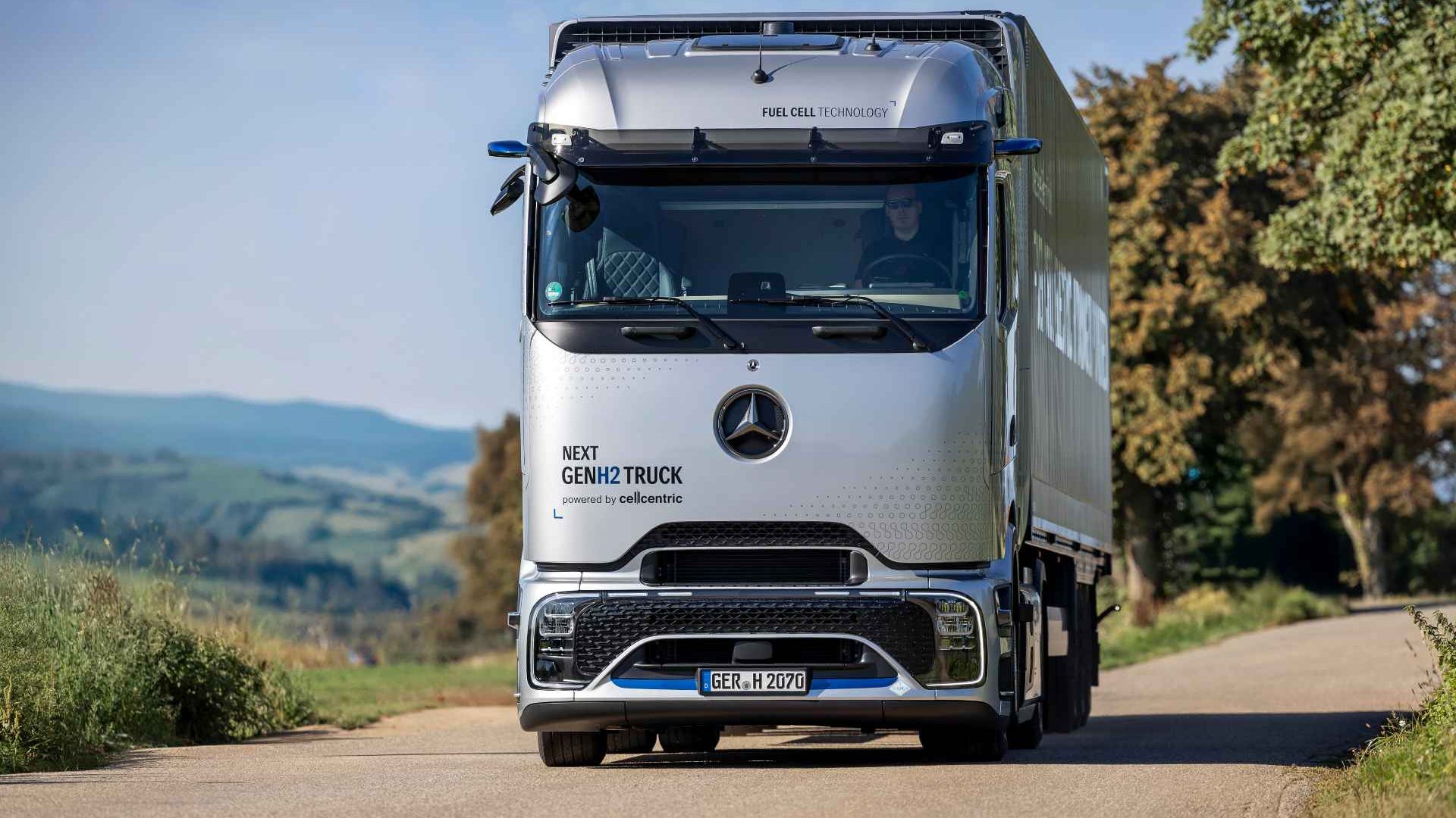 Mercedes-Benz NextGenH2 TruckMercedes-Benz NextGenH2 Truck