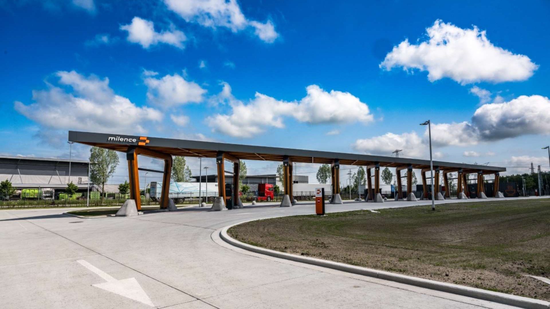 Milence-Charging-Zwolle