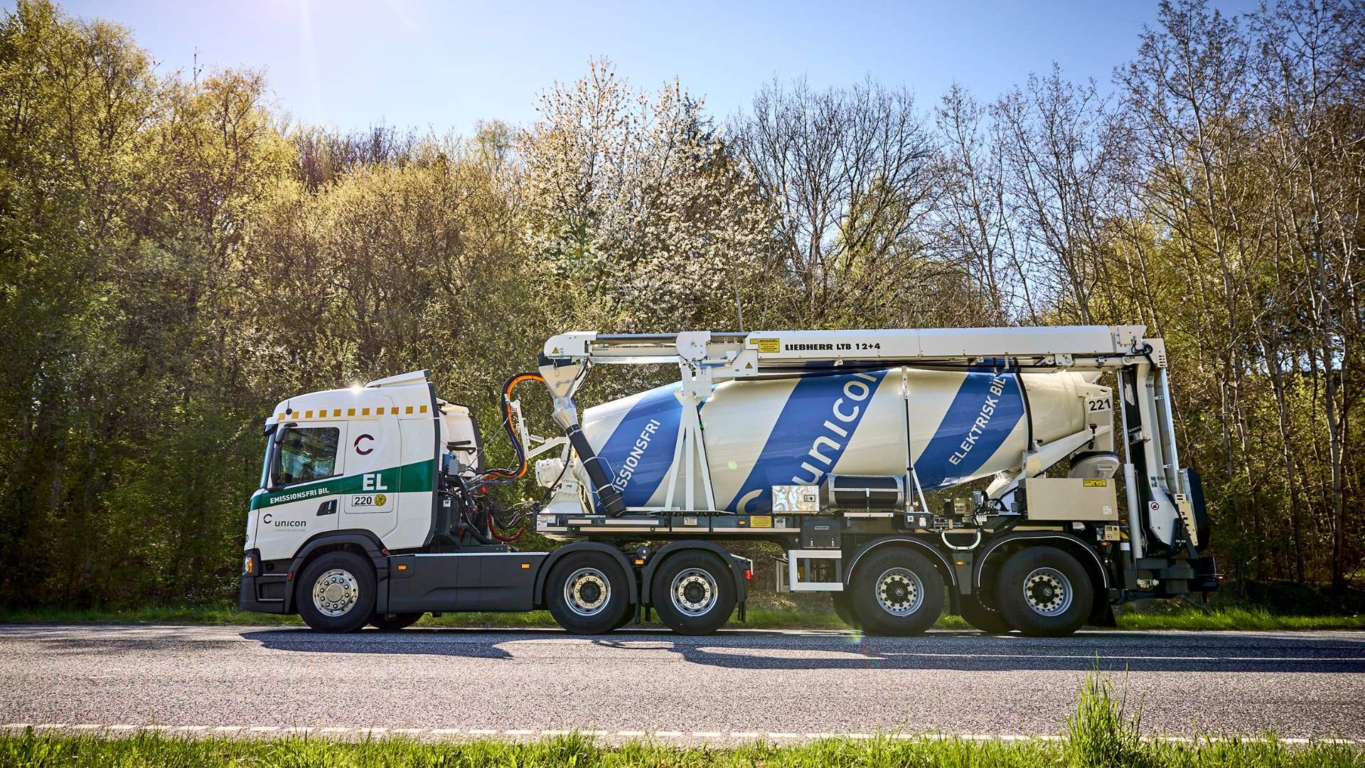 scania-concrete-transport