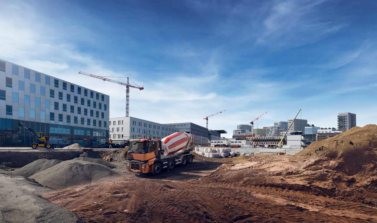 Renault-trucks-engine-2