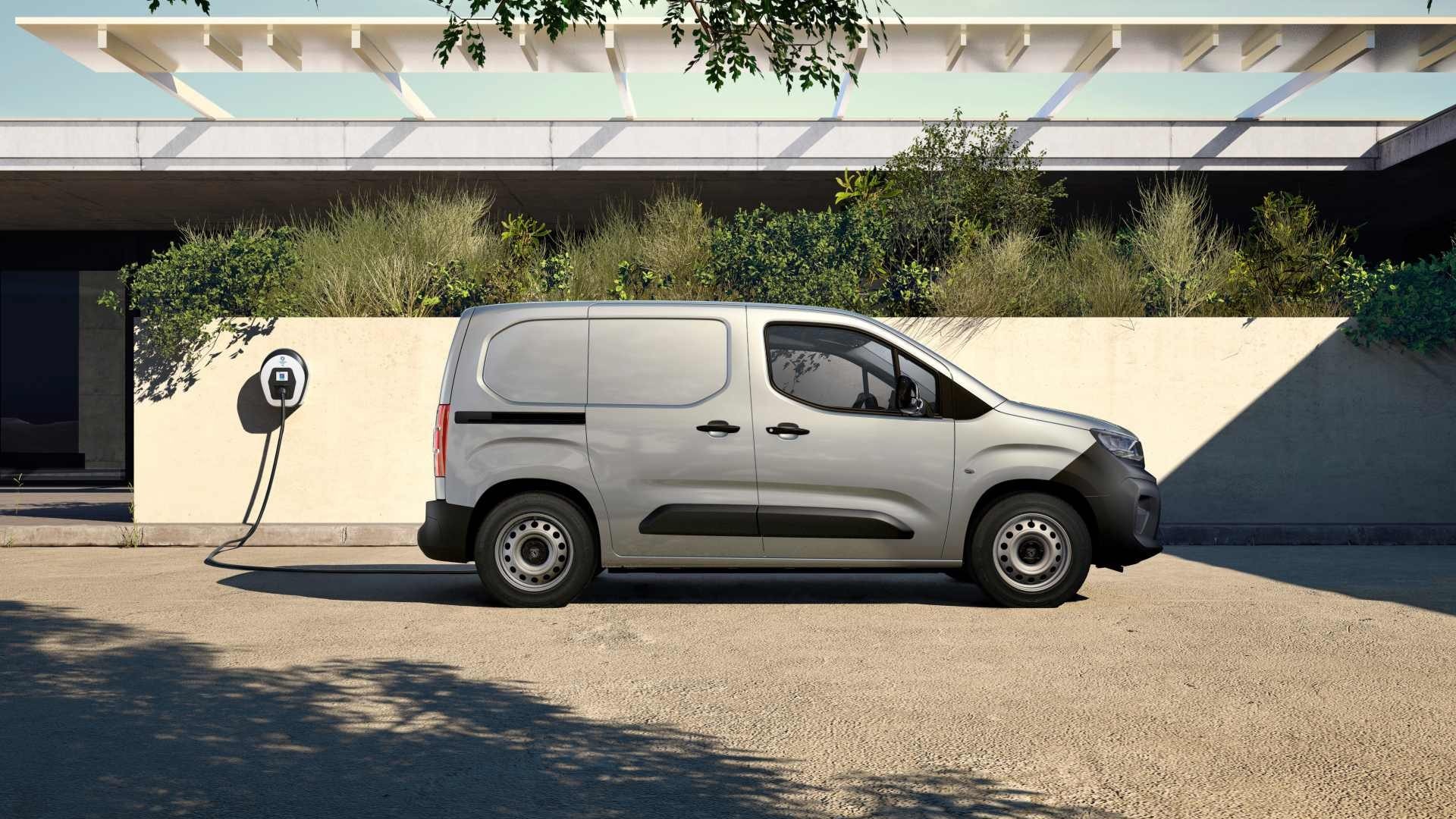 stellantis-small-van-3